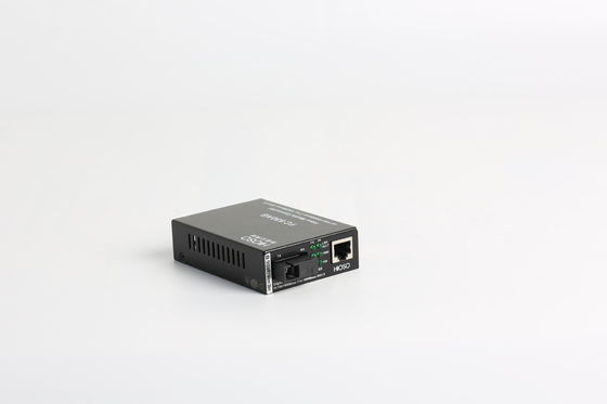 CCC Approval 1 FE 1 FX Port Fiber Optic To Ethernet 10/100/1000Mbps