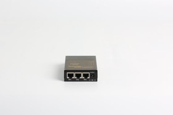 2 100M Fiber Ports 3 100M RJ45 Ports  Fiber Media Converter 5 Ports
